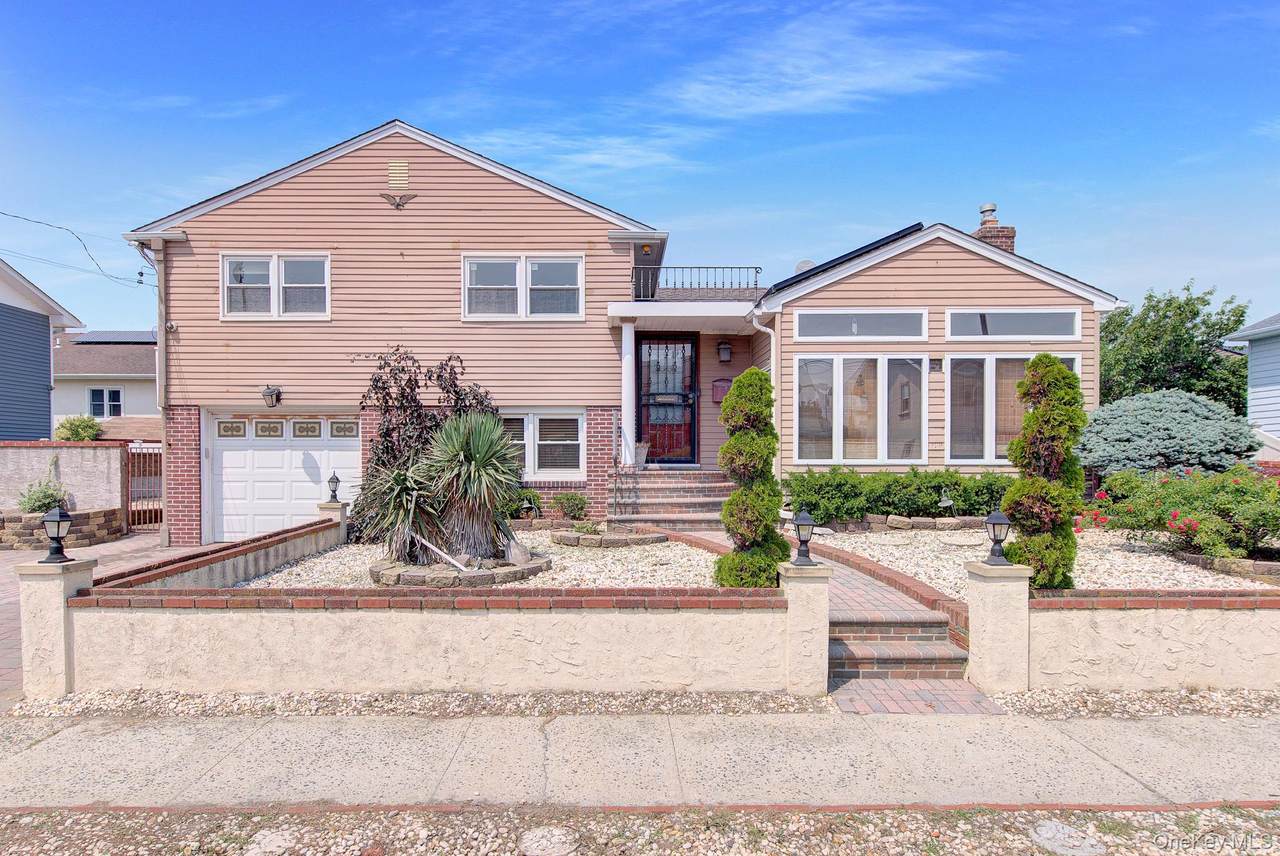 24 Pinehurst Street - Photo 1