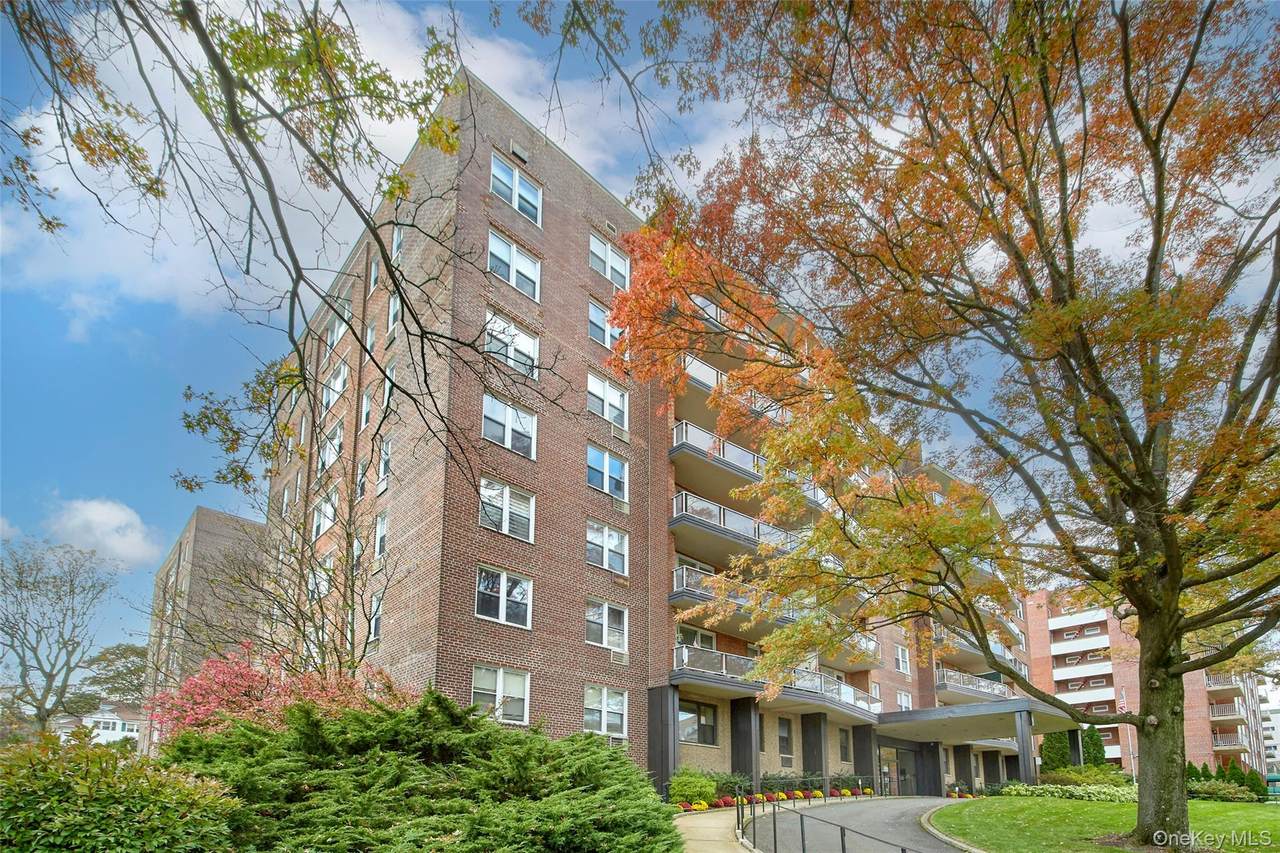 360 Westchester Avenue - Photo 1