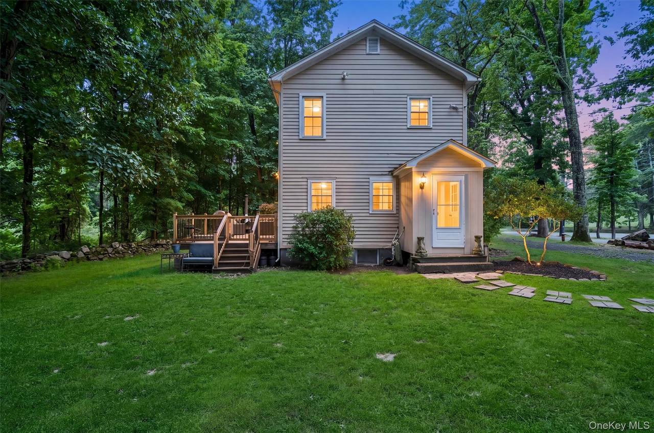 168 Shawangunk Road - Photo 1