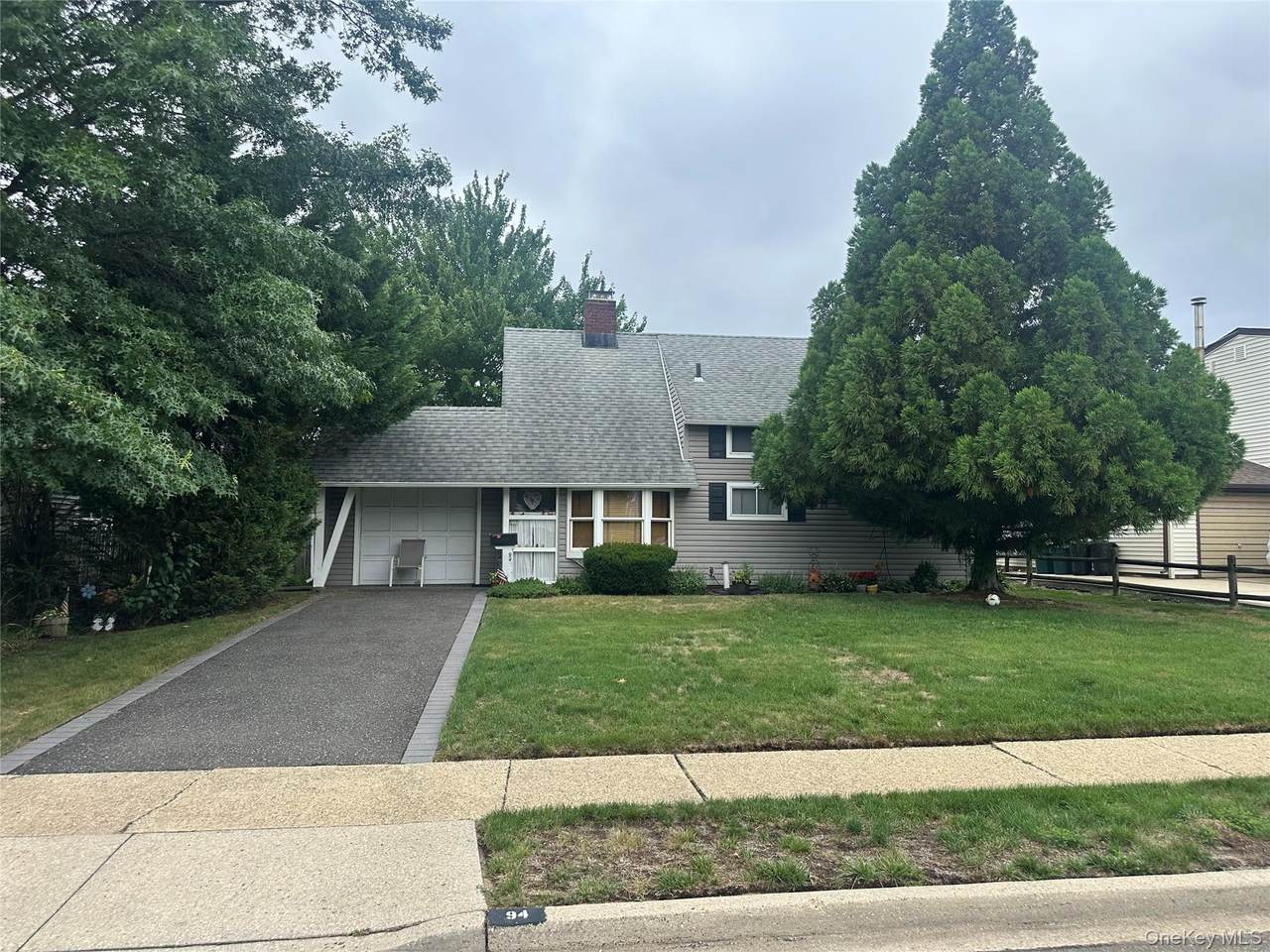 94 Willowood Drive - Photo 1