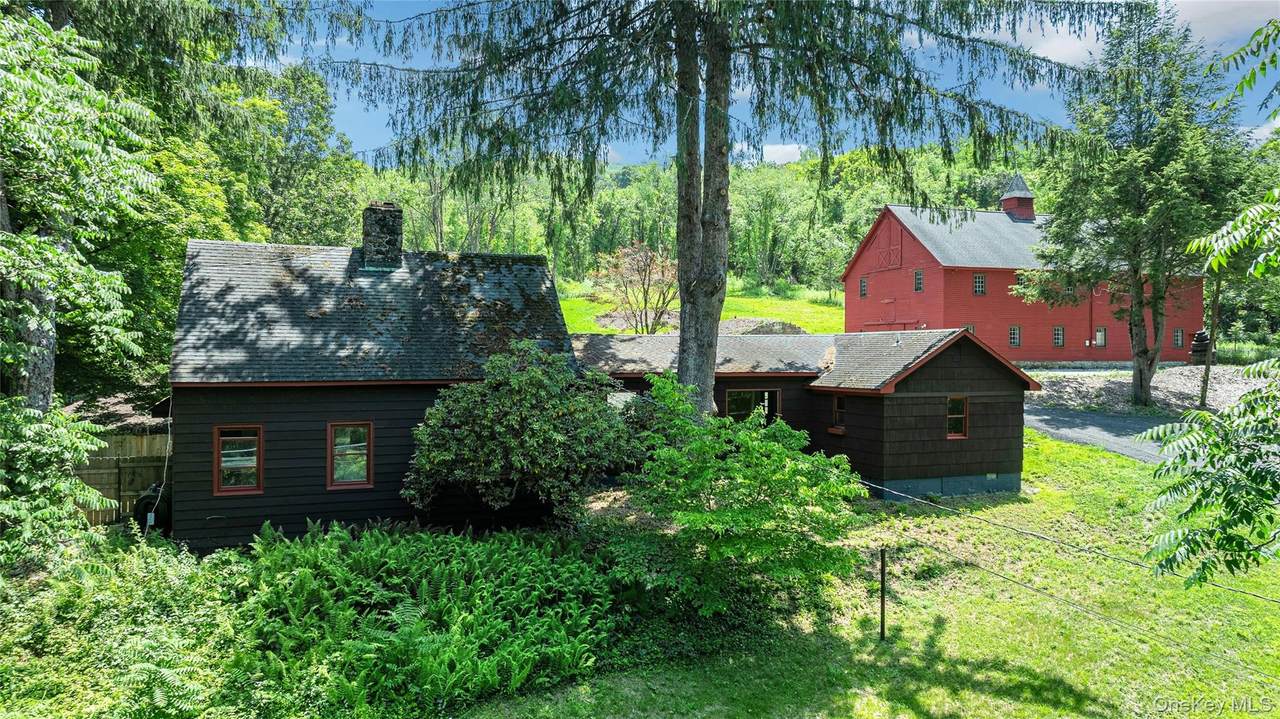 490 Peekskill Hollow Road - Photo 1