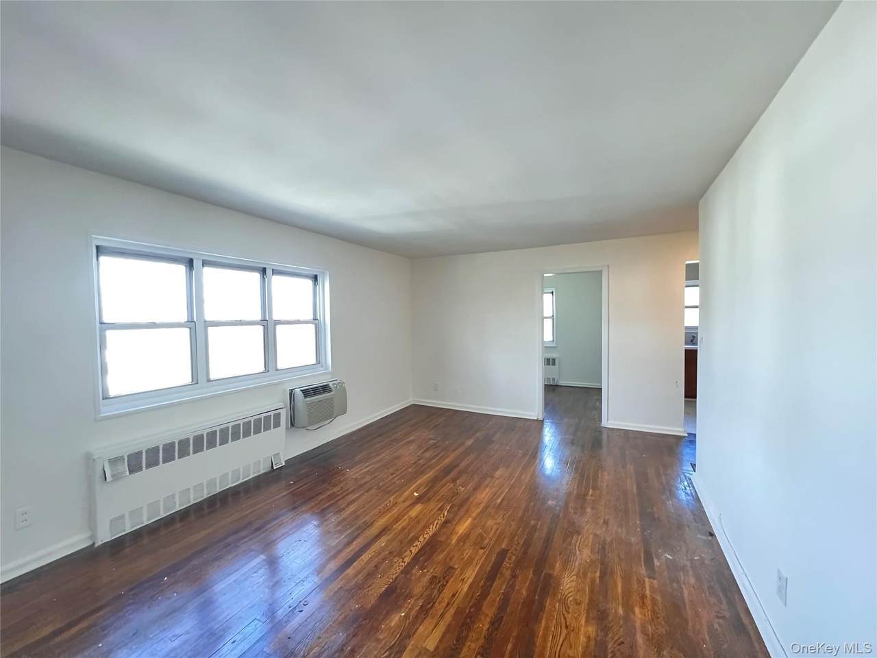 189 Drake Avenue - Photo 1