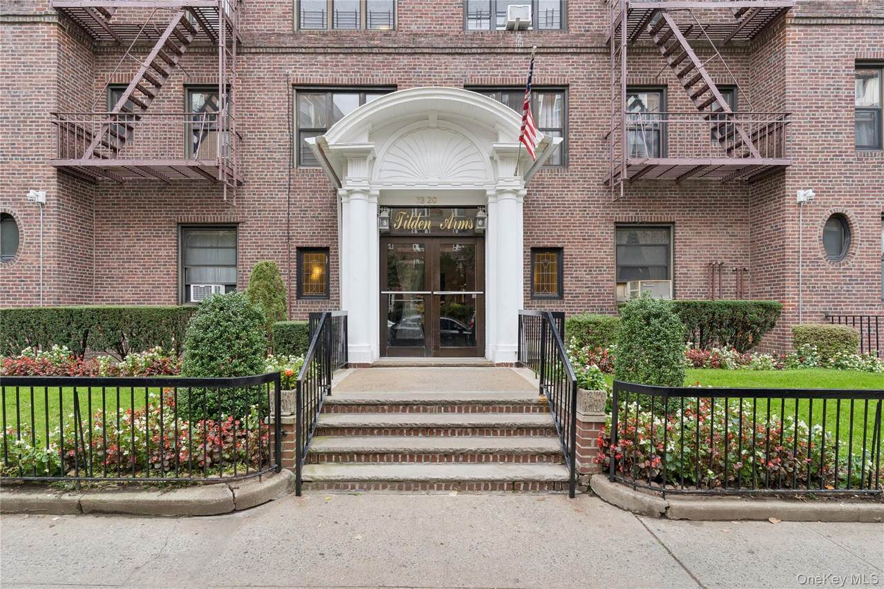 73-20 Austin Street - Photo 1