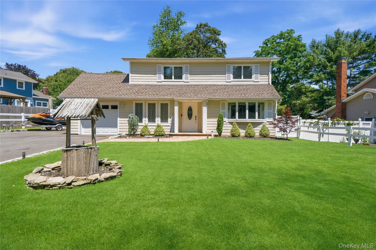 115 Patchogue Drive - Photo 1