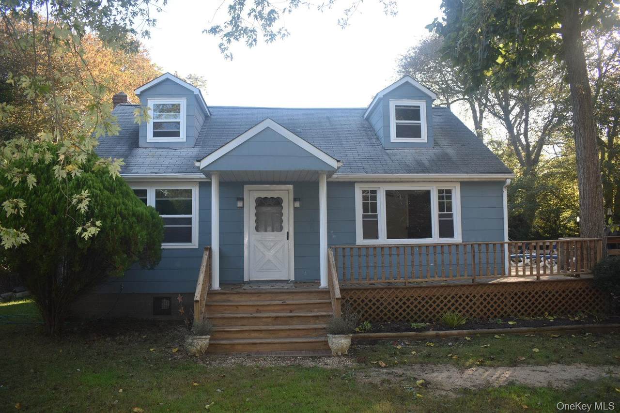 53 Magnolia Drive - Photo 1