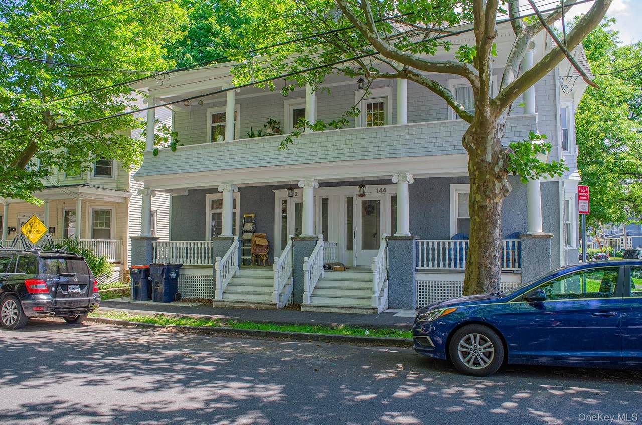 144 Saint James Street - Photo 1