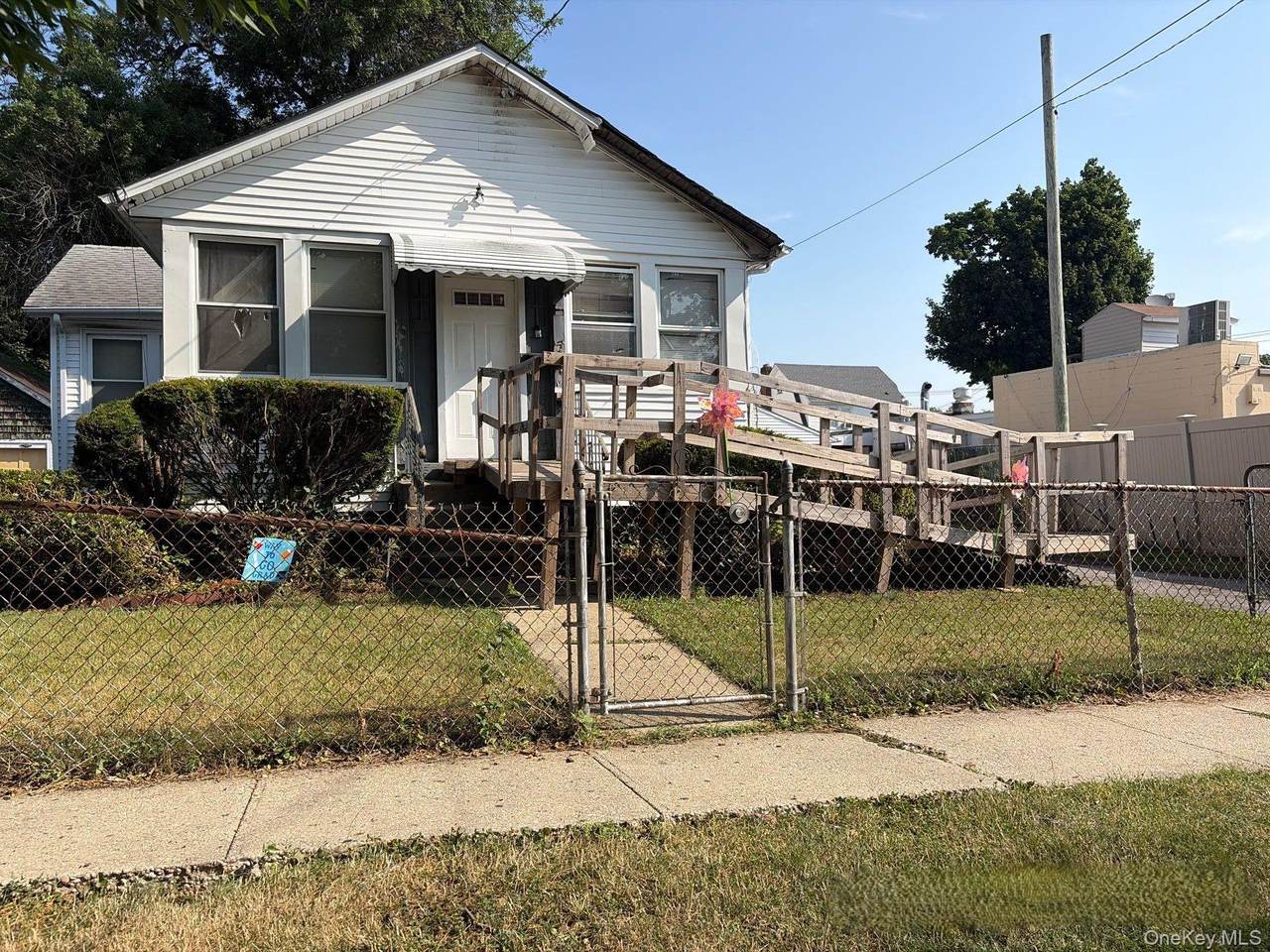27 Midwood Street - Photo 1