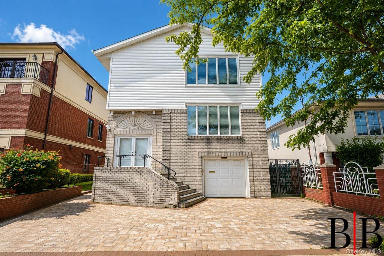 2655 National Drive - Photo 1