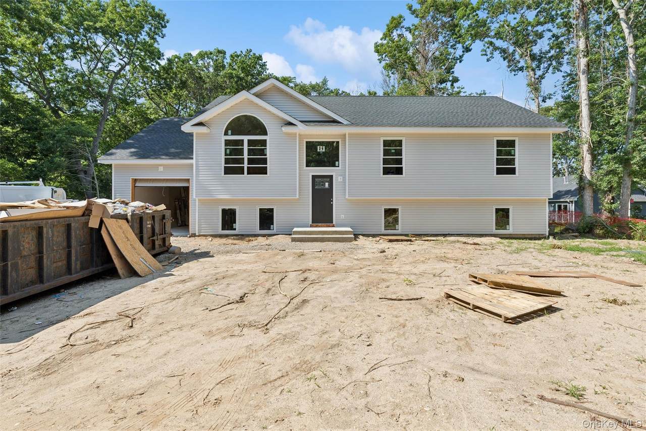 129 Cedar Lane - Photo 1