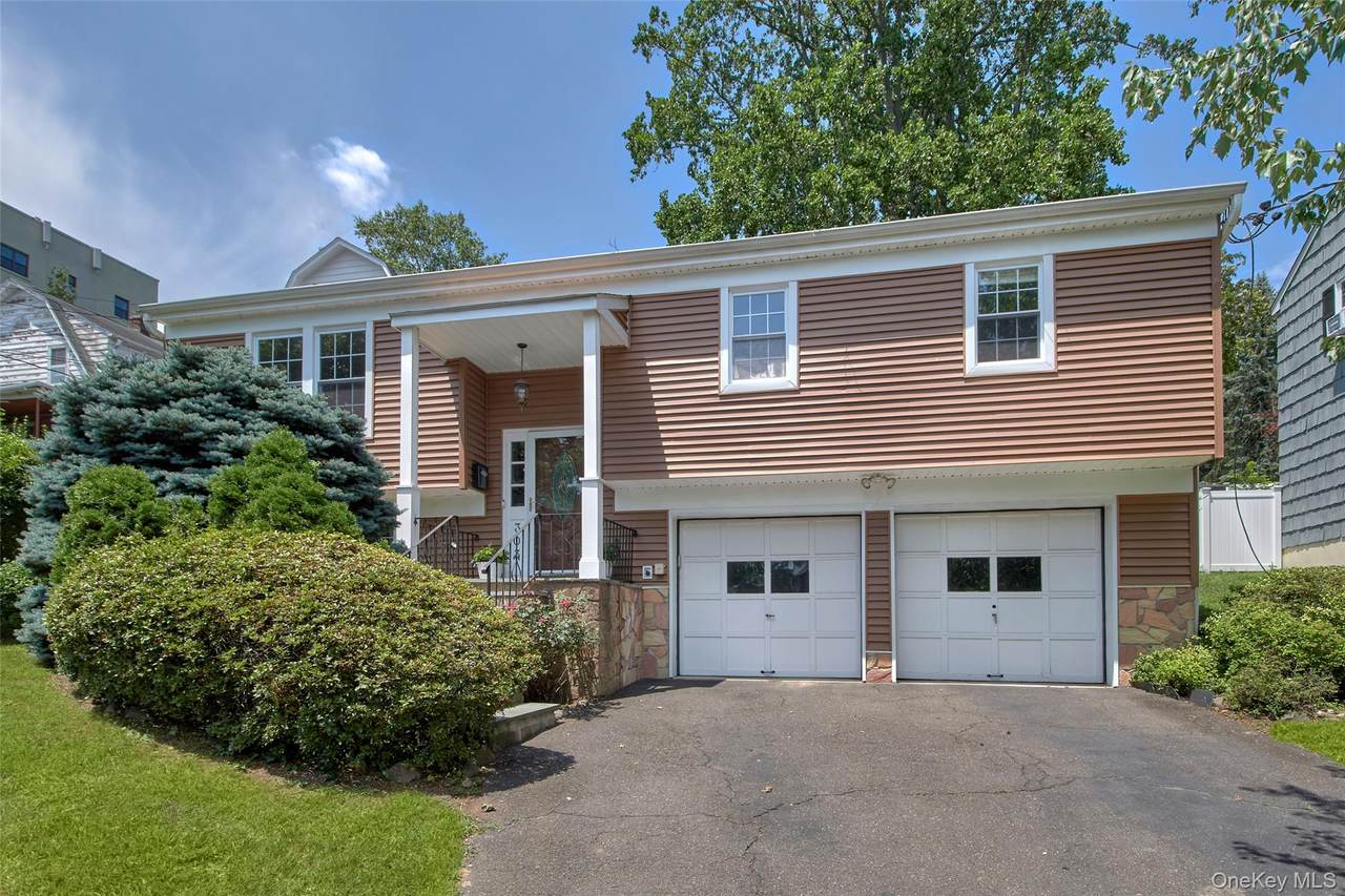 303 Livingston Avenue - Photo 1