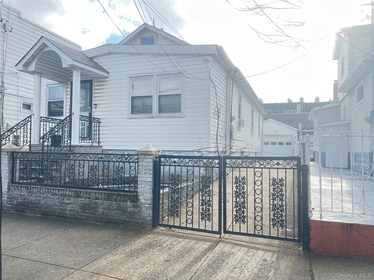 127-06 103rd - Photo 1