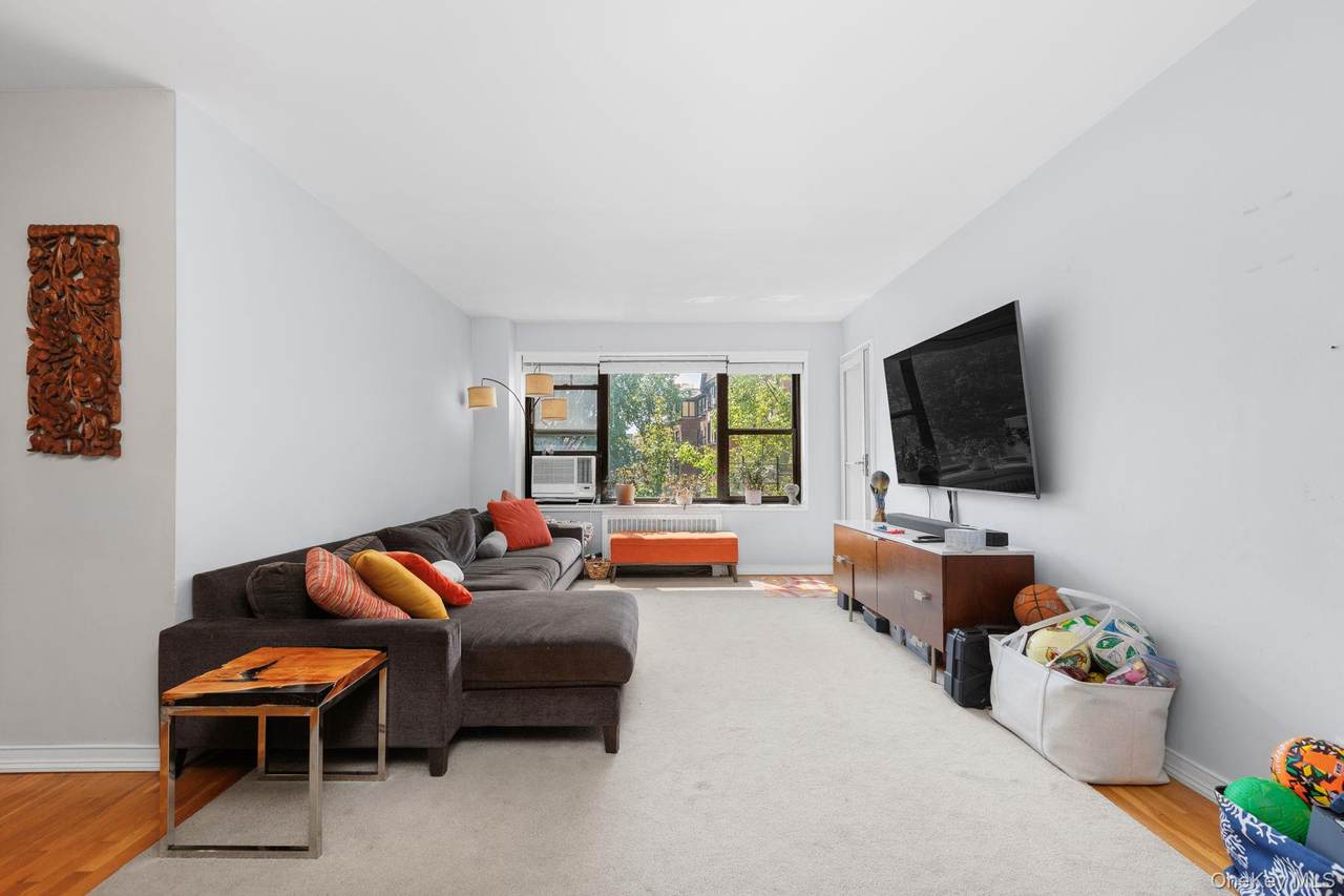 325 Main Street - Photo 1