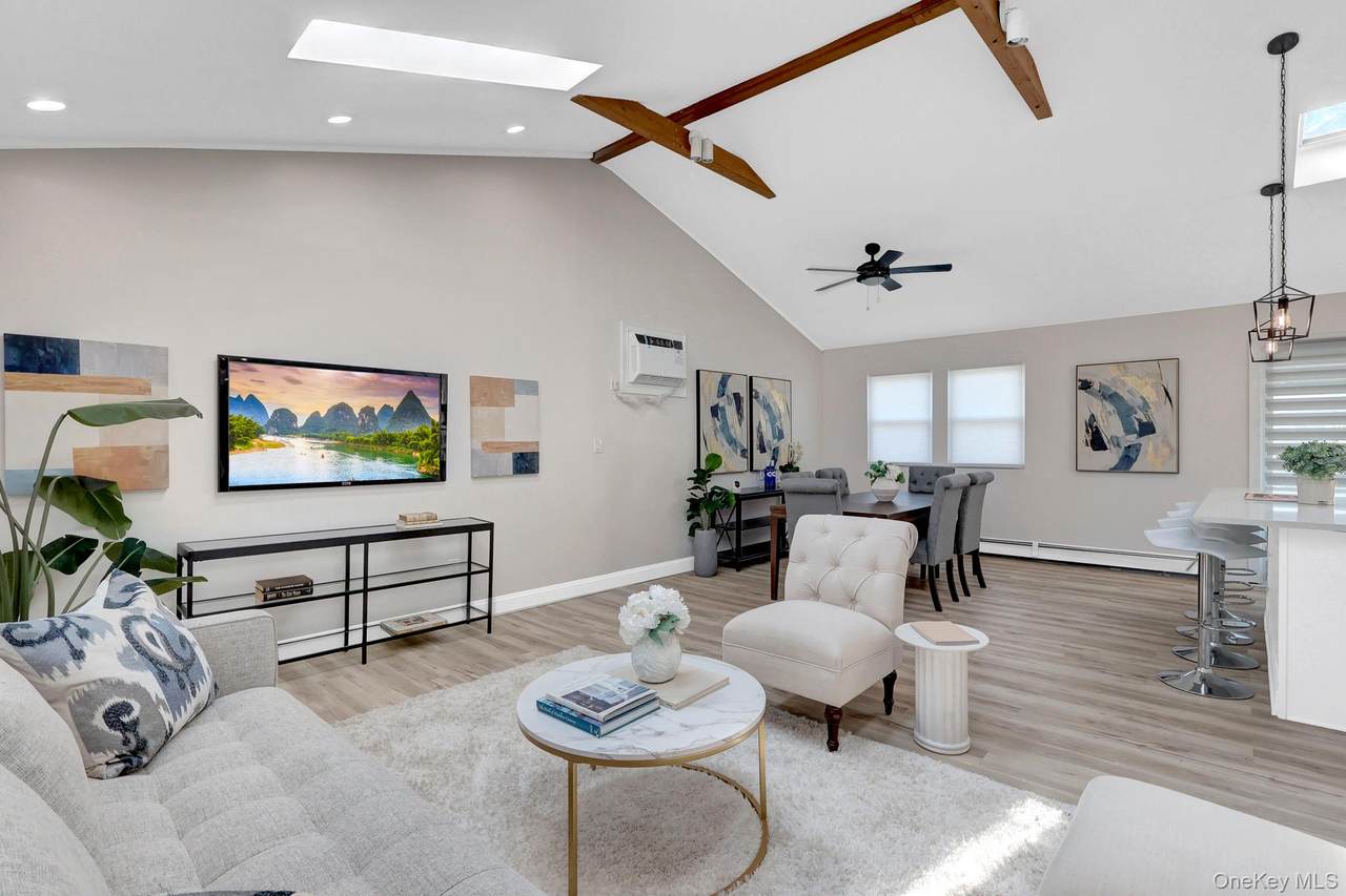 3612 Somerset Drive - Photo 1