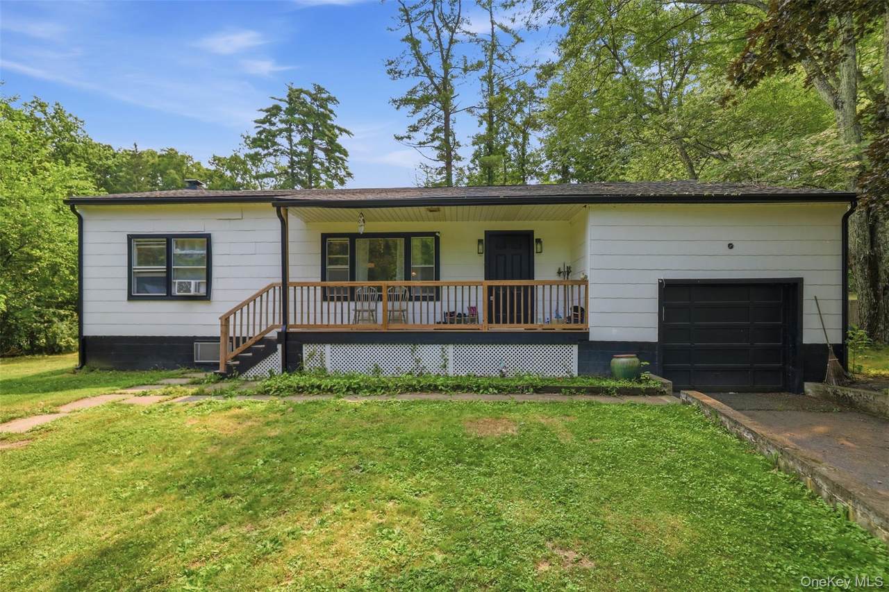98 Dellay Avenue - Photo 1