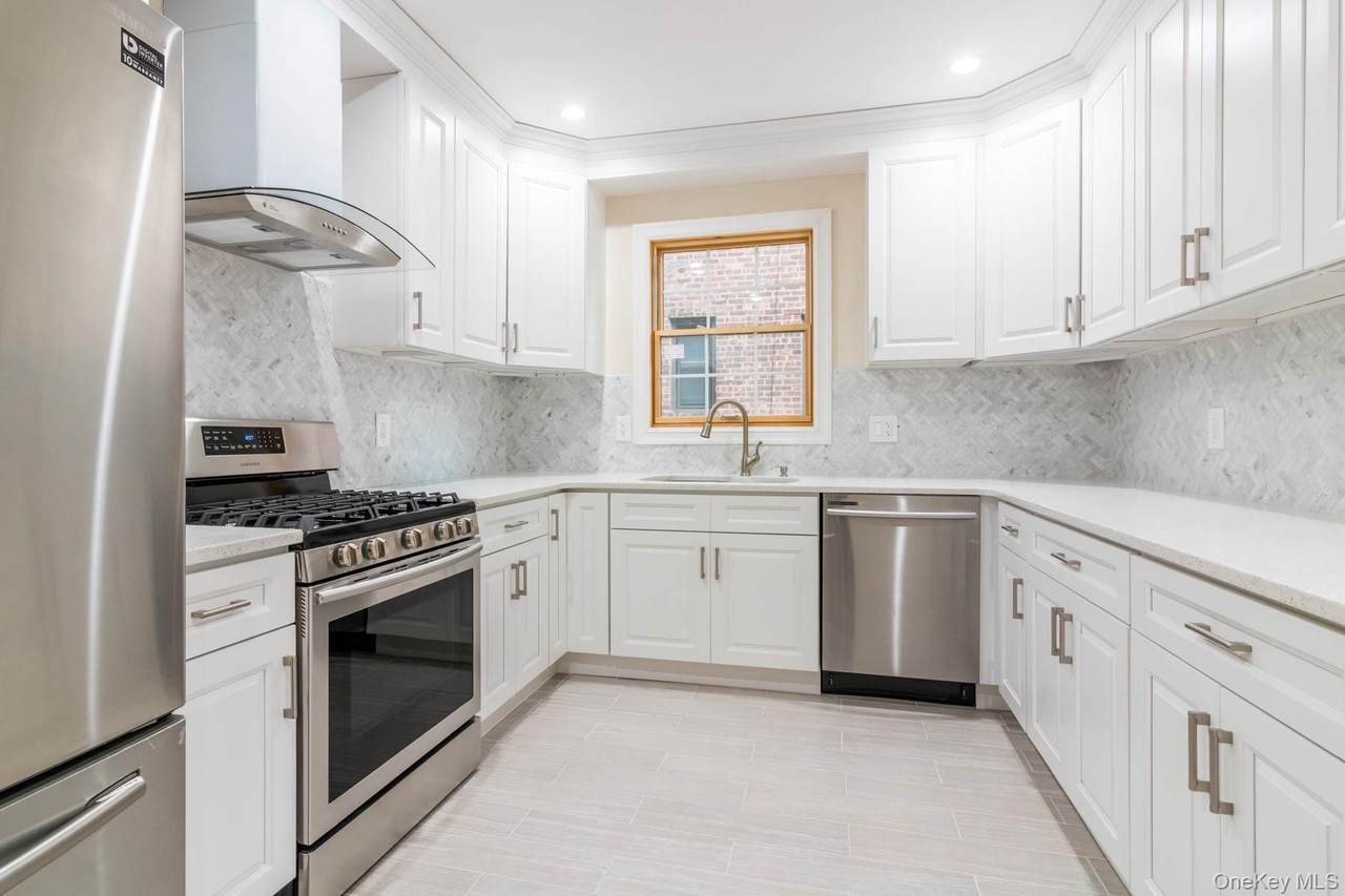 8431 Beverly Road - Photo 1