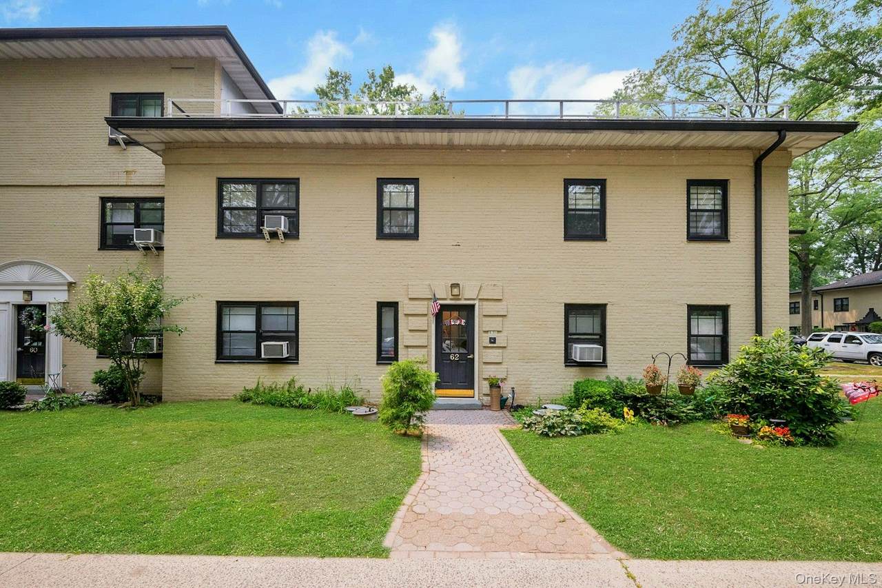62 Manchester Road - Photo 1