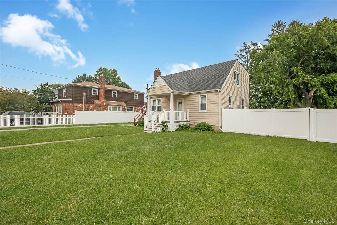57 Cedar Avenue - Photo 1