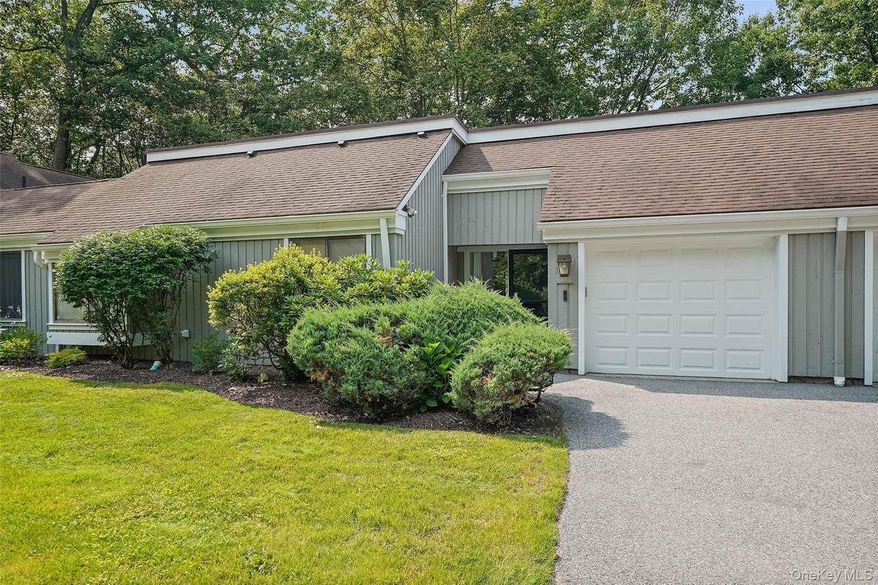 966 Heritage Hills Drive - Photo 1