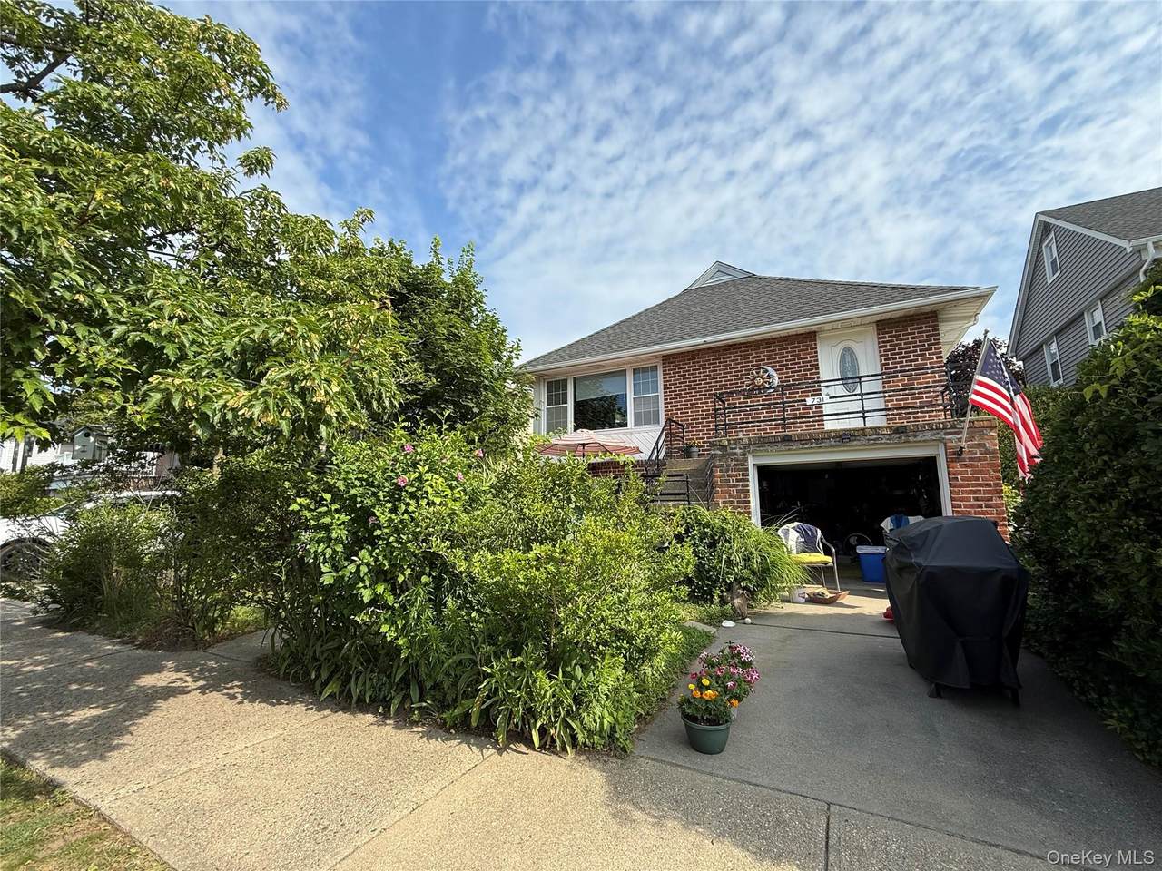 731 Walnut Street - Photo 1