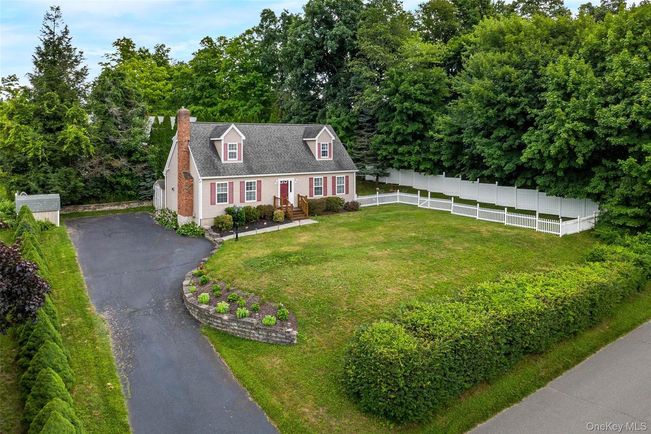 2 Curtis - New Fairfield, Ct Avenue - Photo 1