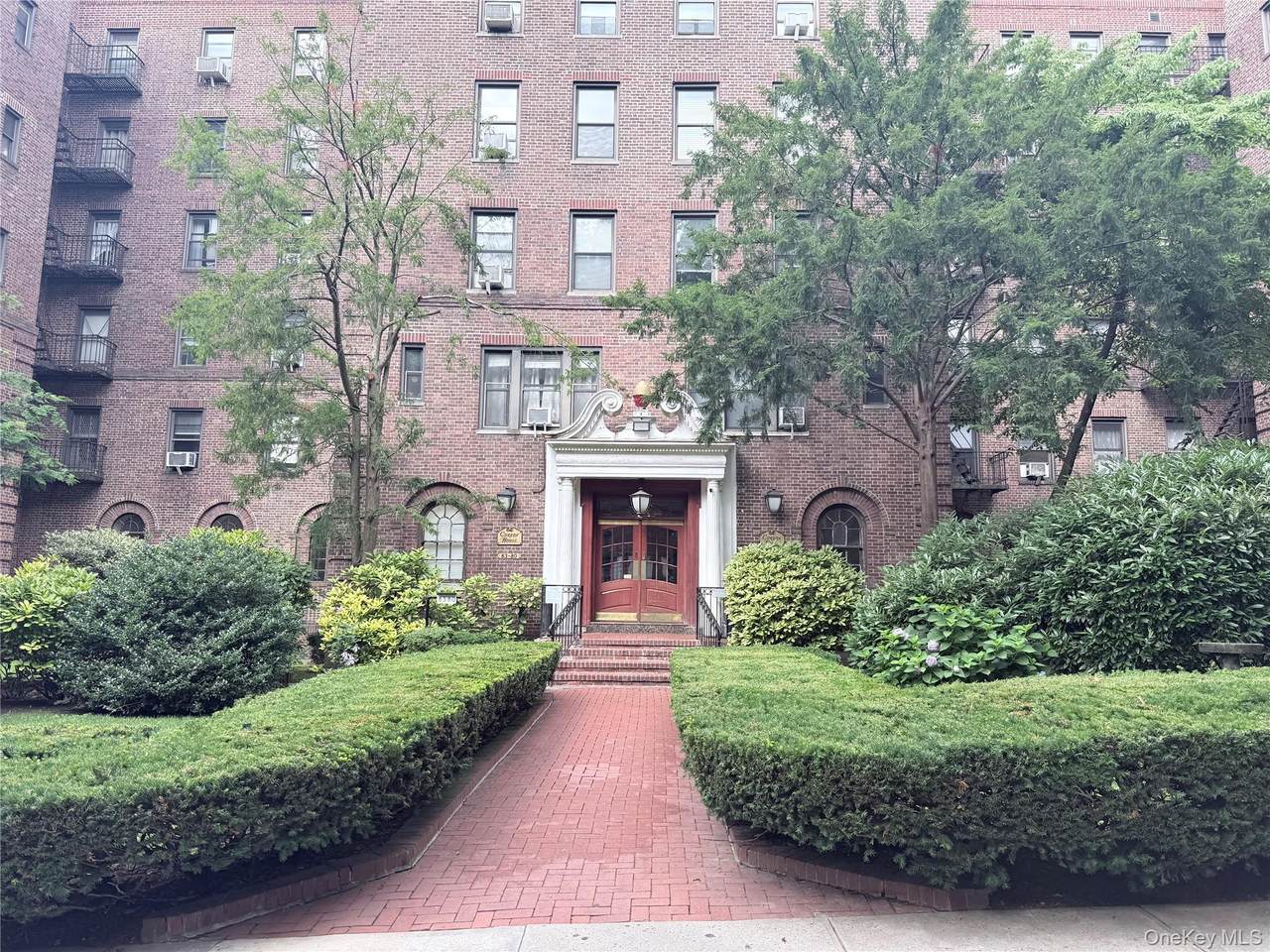 83-80 118 Street - Photo 1