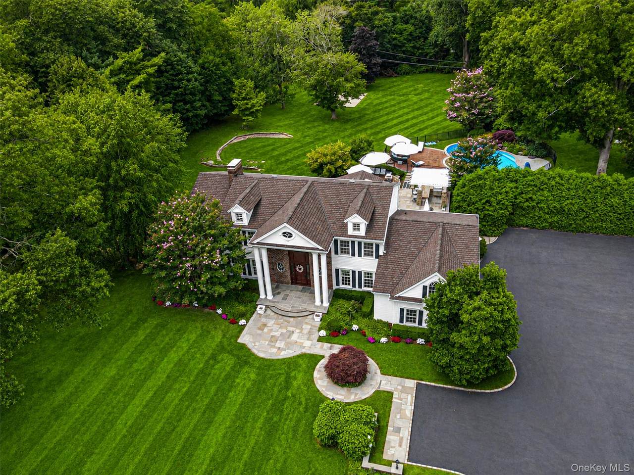 15 Dogwood Hill - Photo 1
