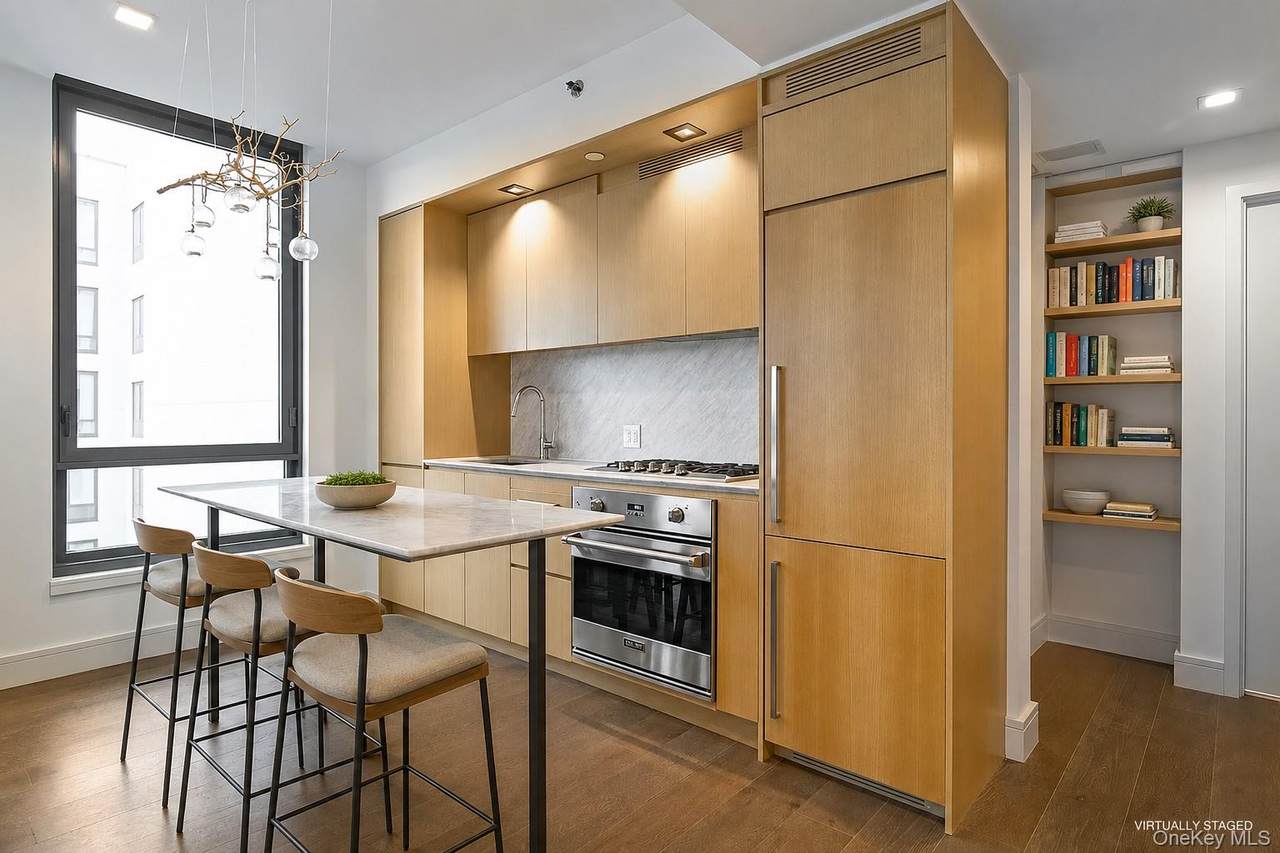 50 Greenpoint Avenue - Photo 1