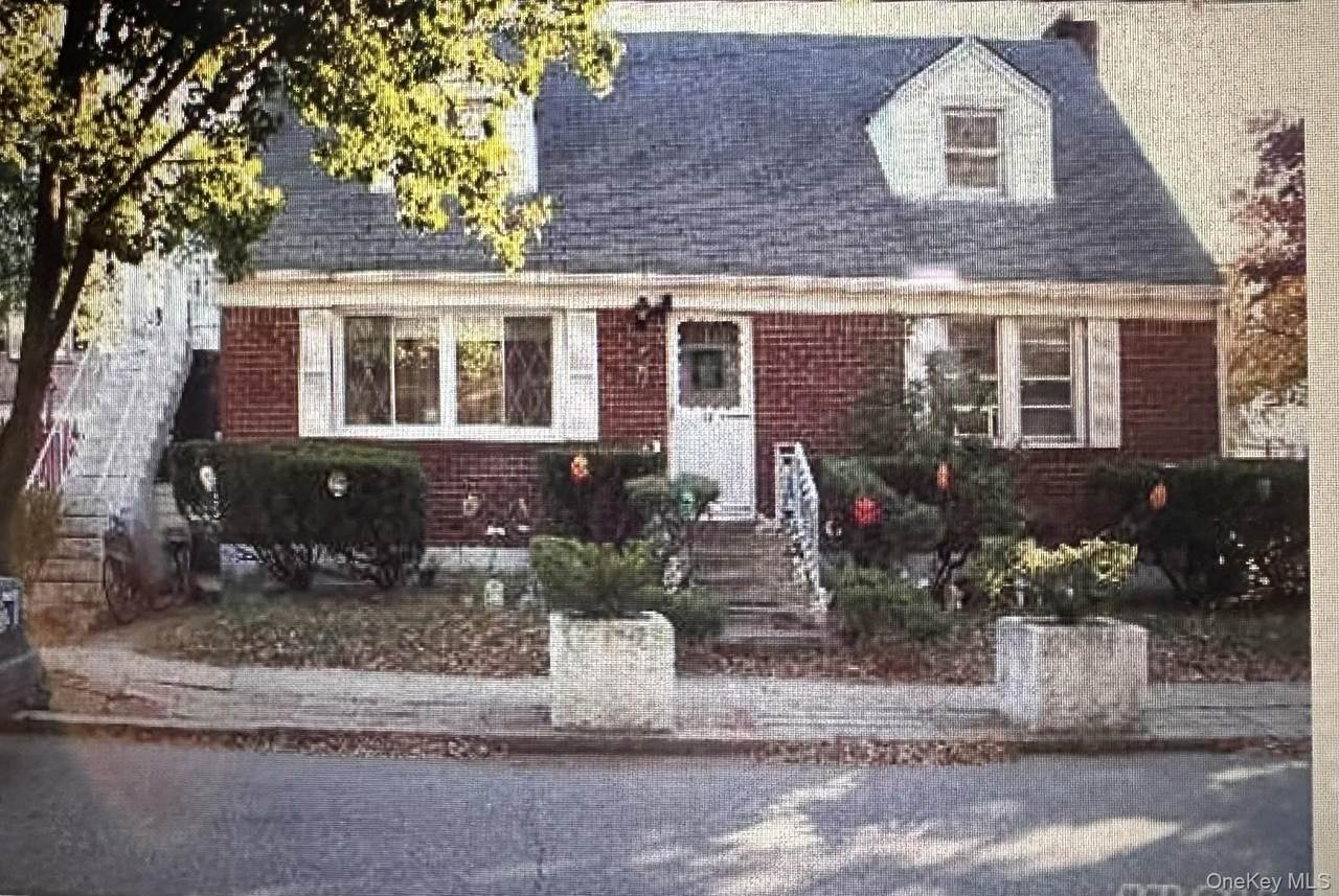 62 Ash Street - Photo 1