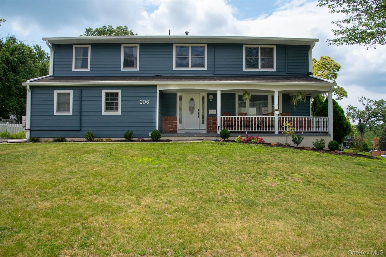 206 Central Avenue - Photo 1
