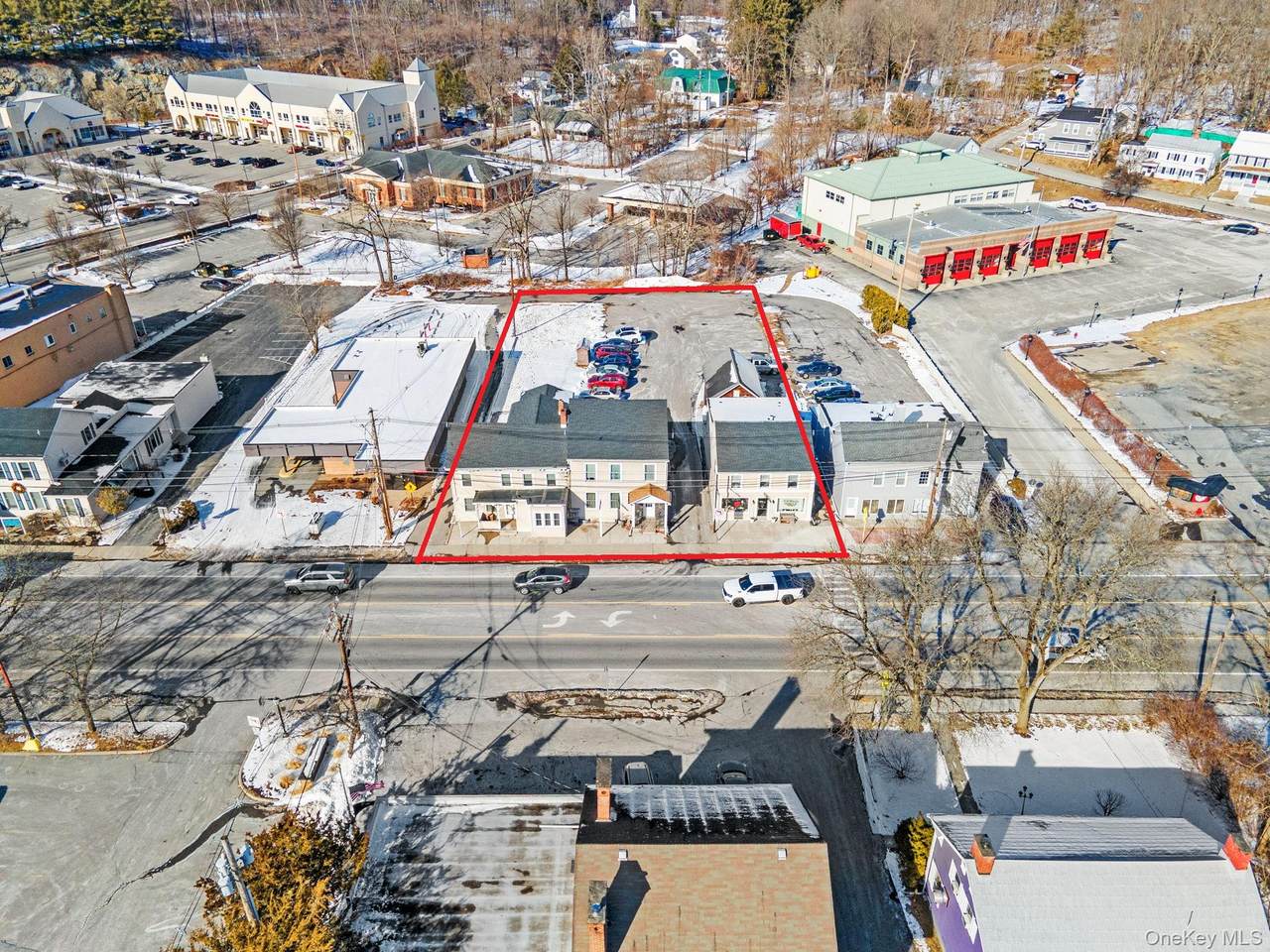 1611 Main Street - Photo 1