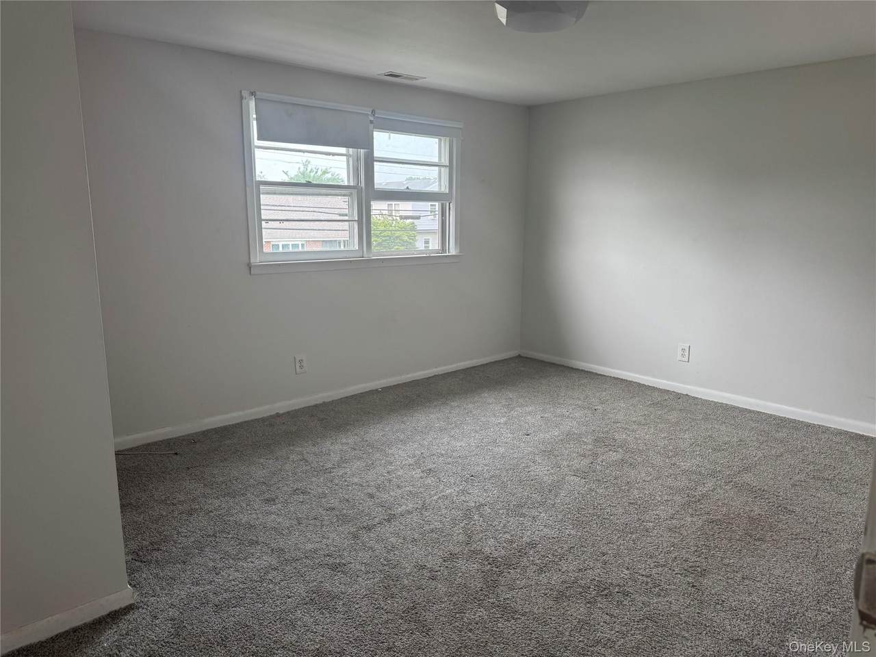 124 Parkdale Drive - Photo 1
