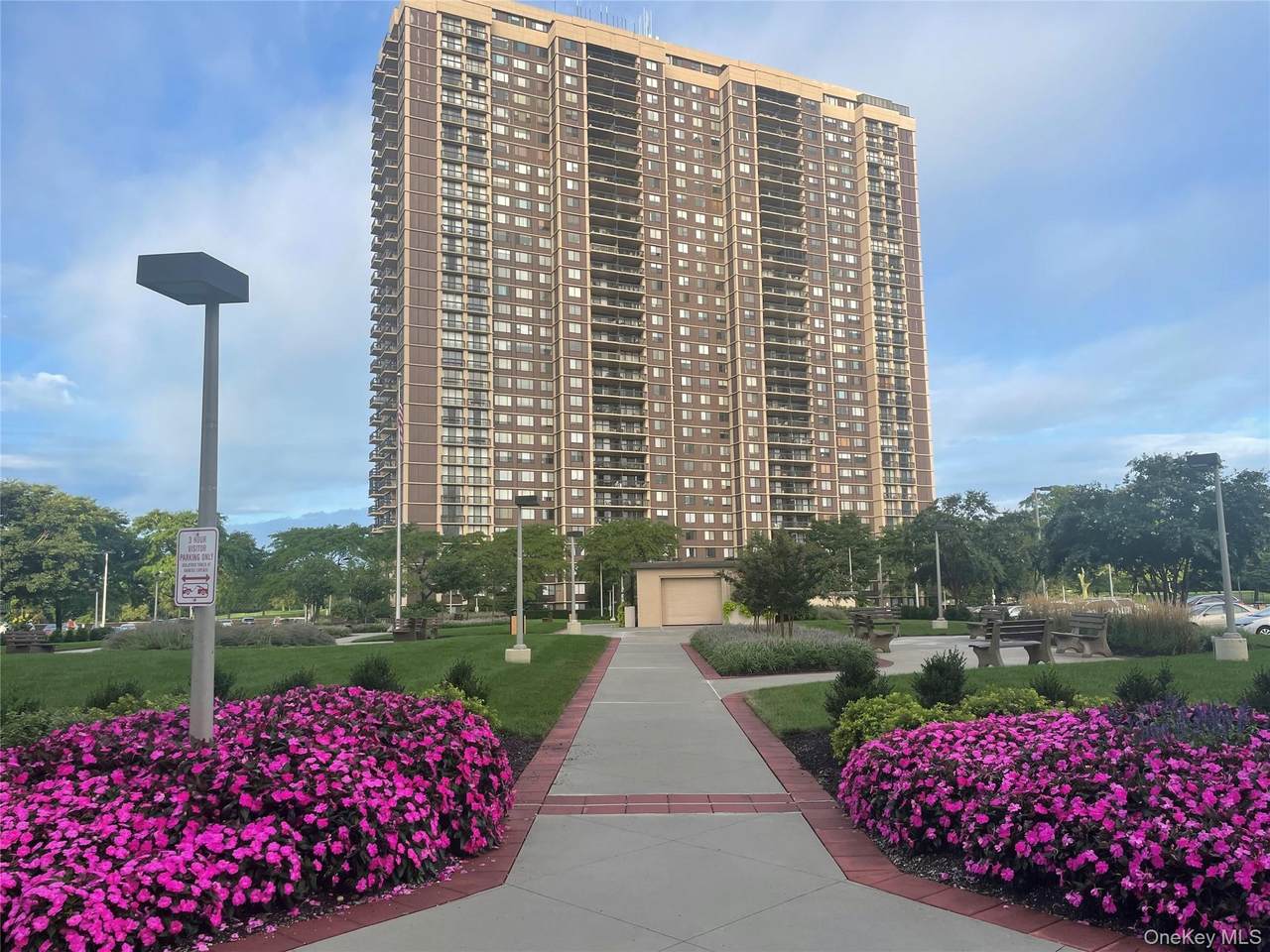 27110 Grand Central Parkway - Photo 1