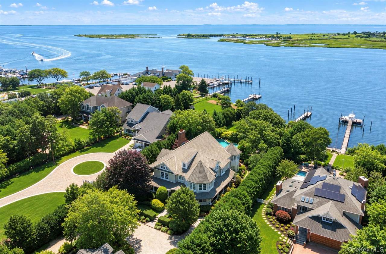 608 Shore Drive - Photo 1
