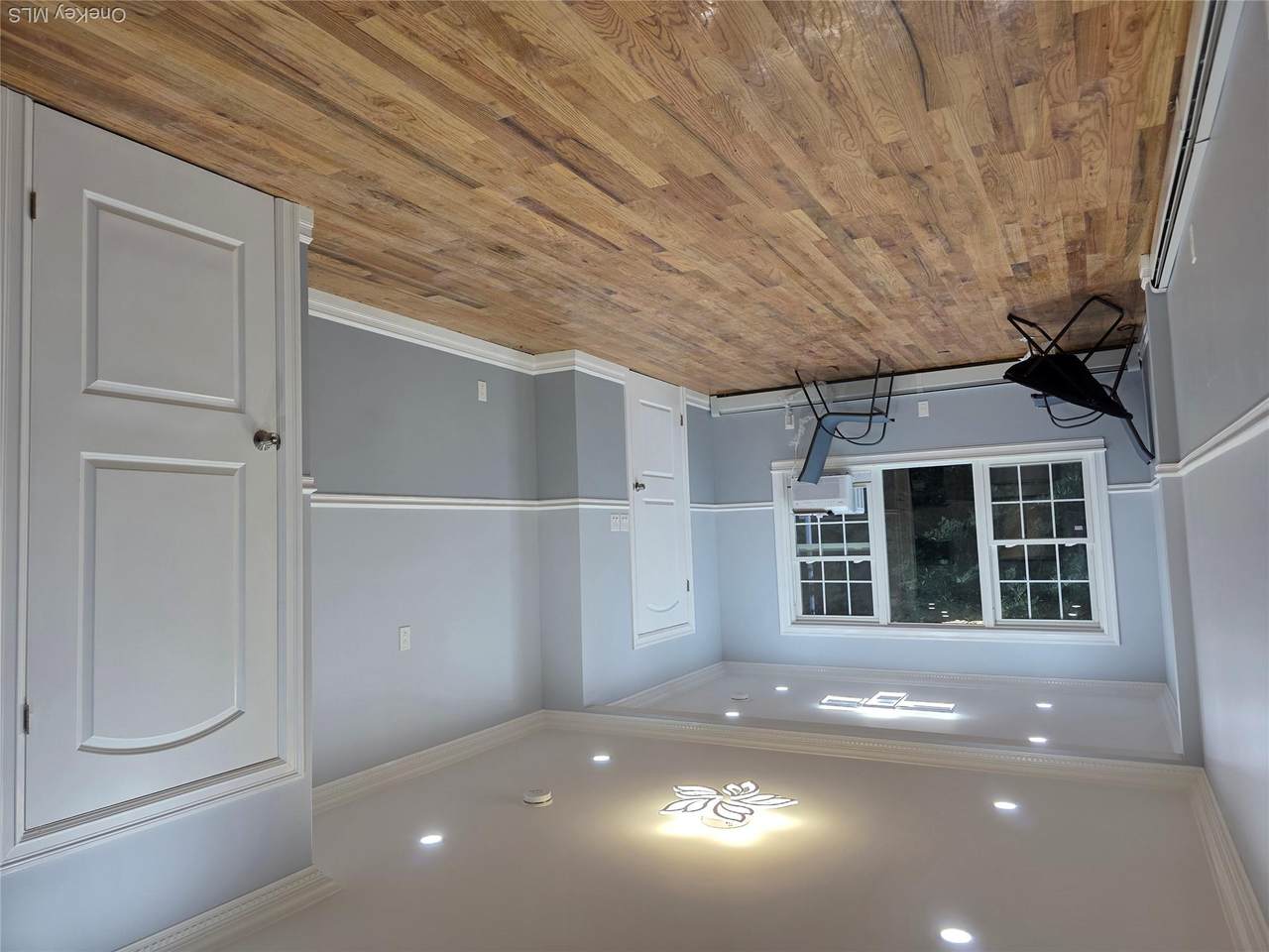 91-12 Park Lane - Photo 1