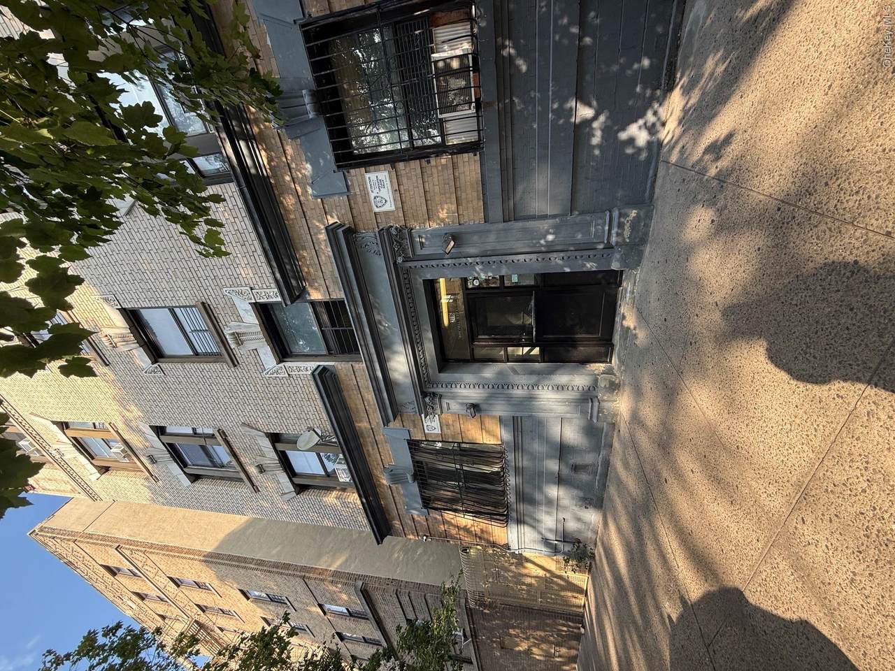 2116 Honeywell Avenue - Photo 1