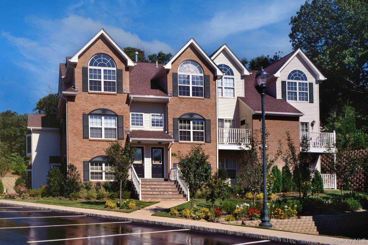 64 Pinnacle Drive - Photo 1