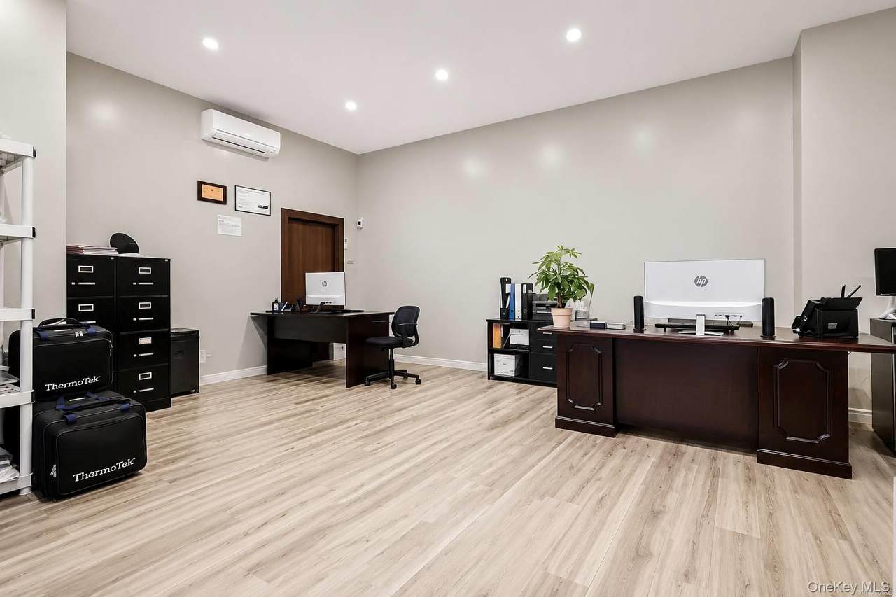 7804 67th Drive - Photo 1