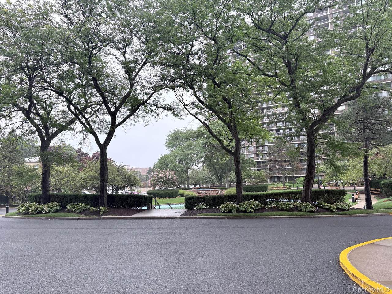1 Bay Club Drive - Photo 1