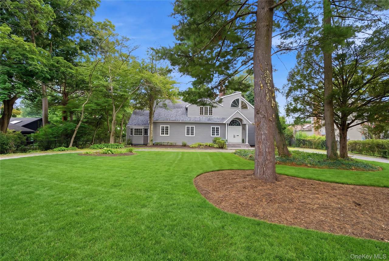 9 Addison Lane - Photo 1