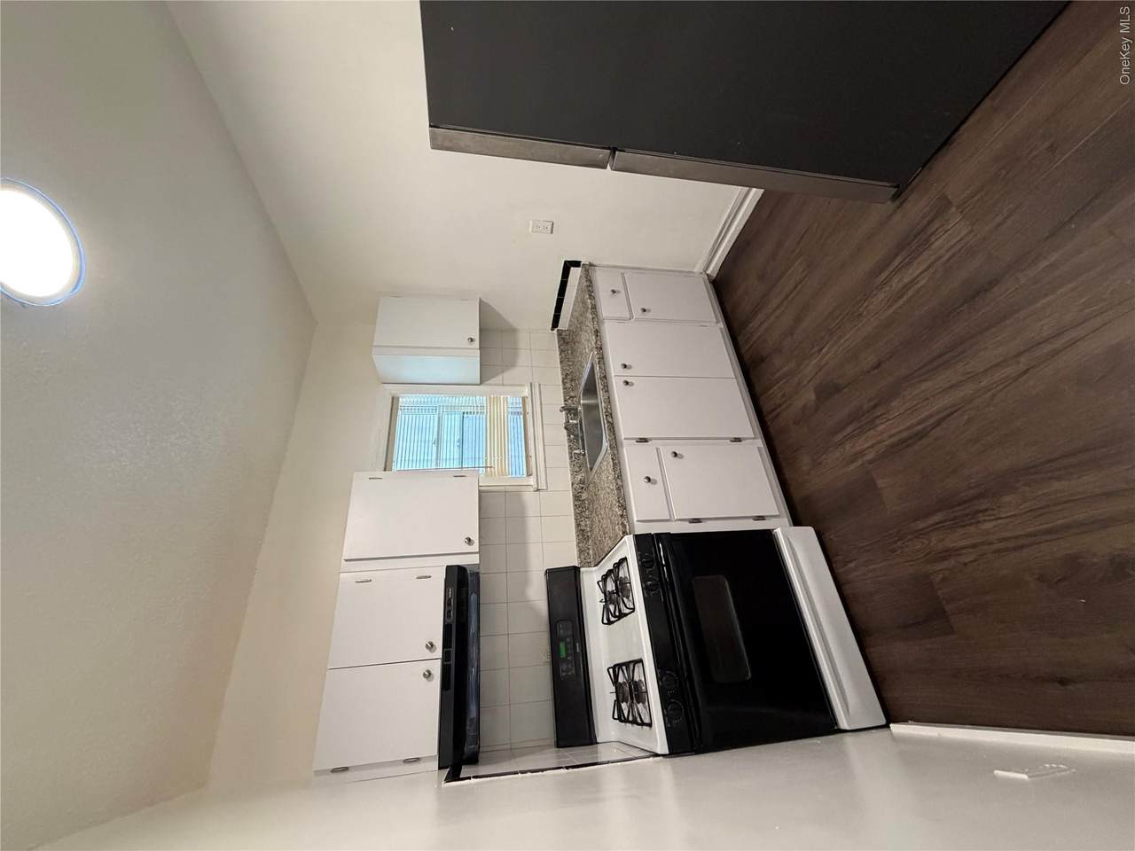 513 Chestnut Street - Photo 1