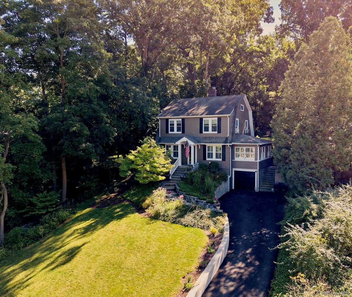 22 Hillside Avenue - Photo 1