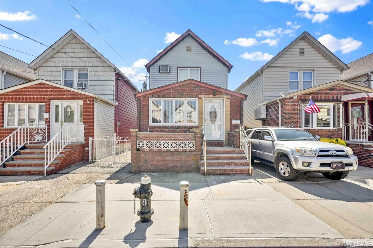 10762 106th Street - Photo 1