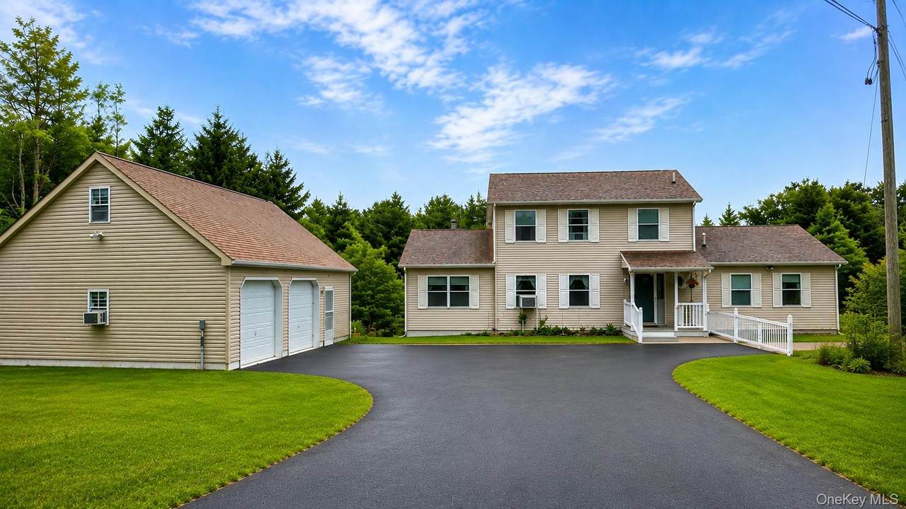 115 Twinshaven Road - Photo 1