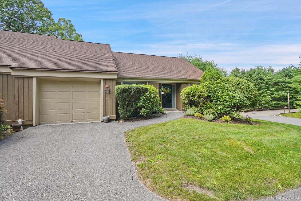 537 Heritage Hills Drive - Photo 1