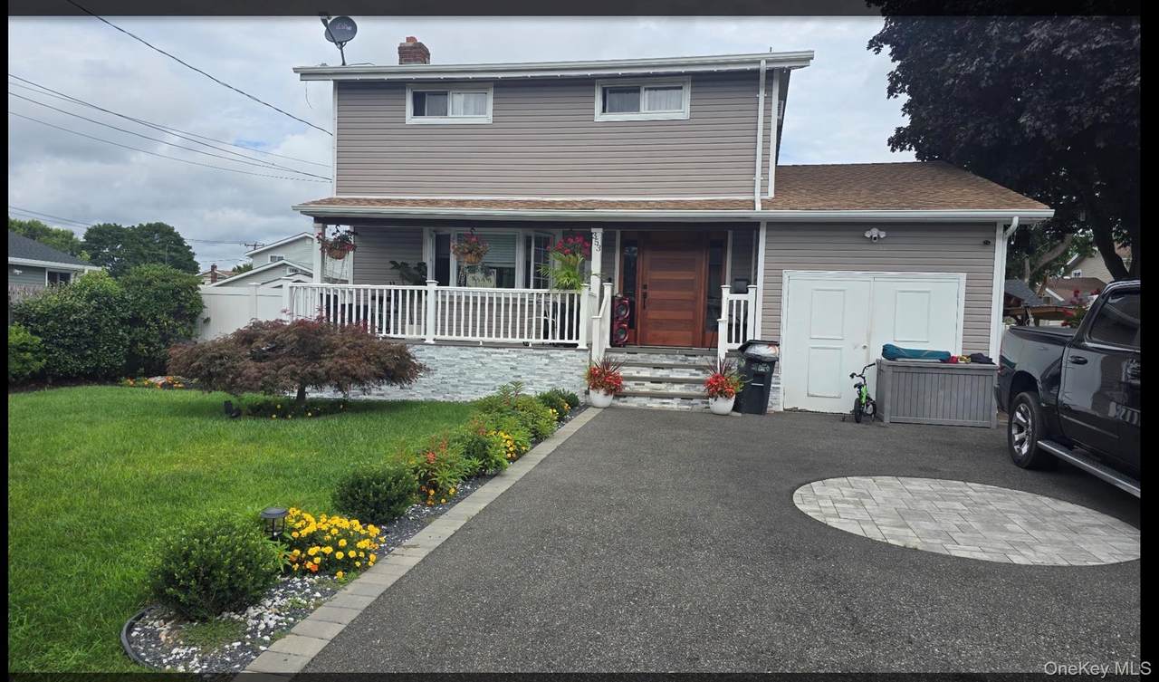 353 Barleau Street - Photo 1