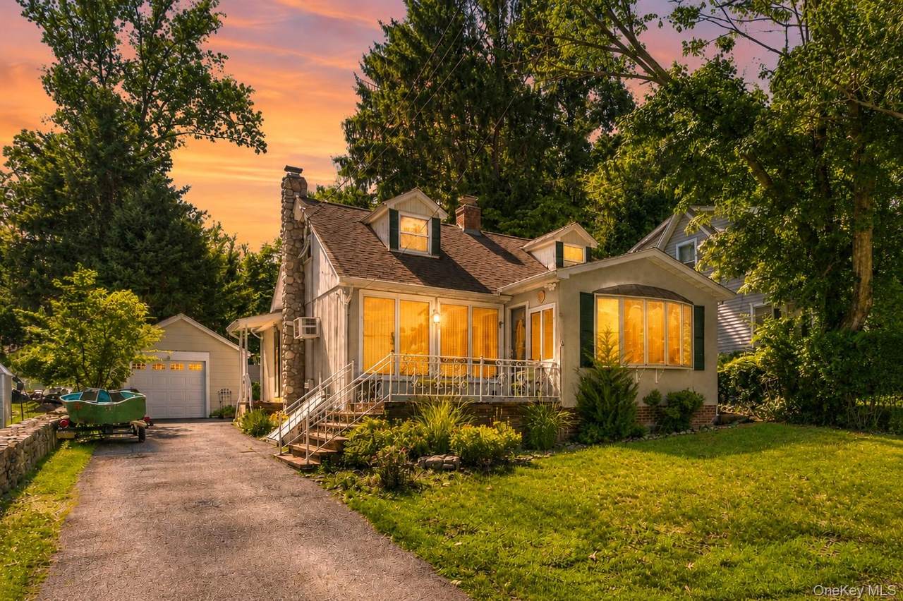 26 Brook Avenue - Photo 1