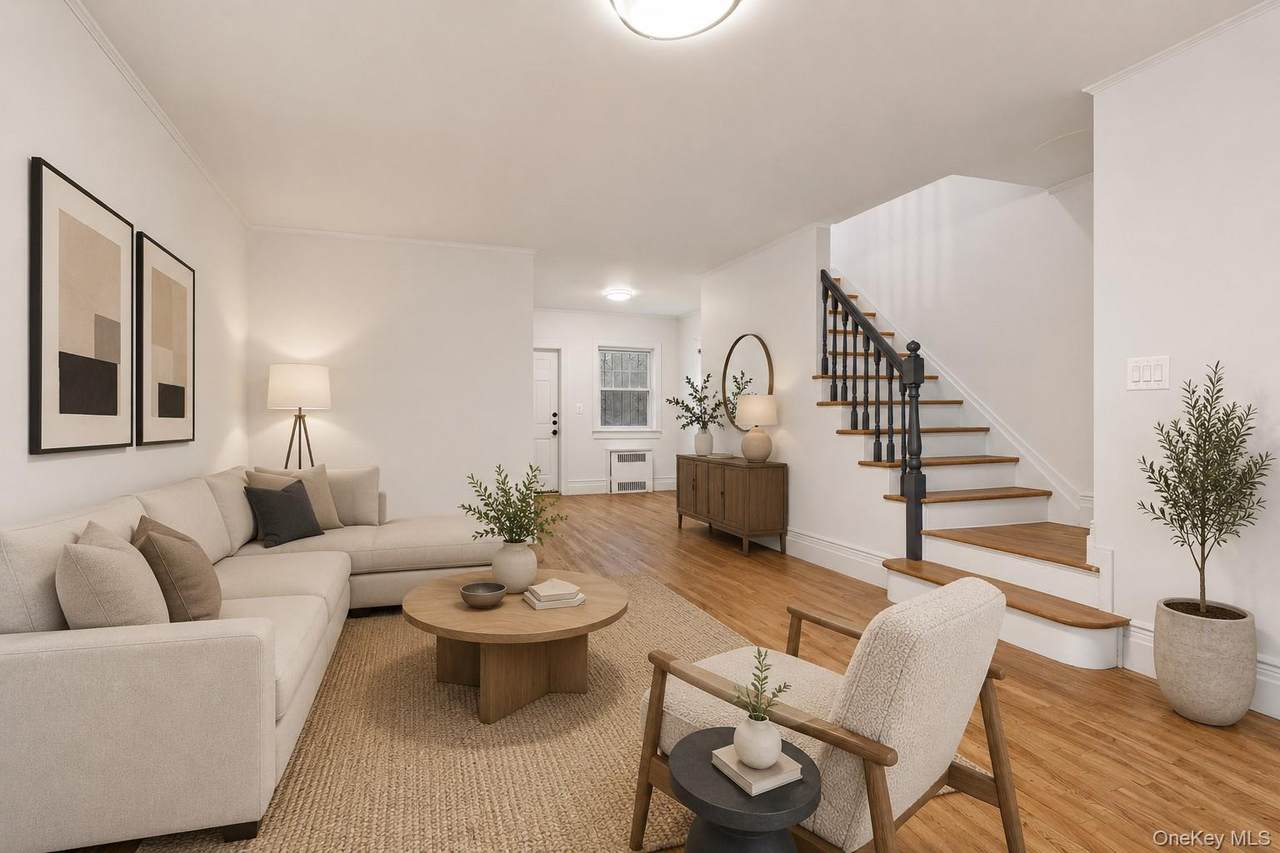 946 Gerard Avenue - Photo 1