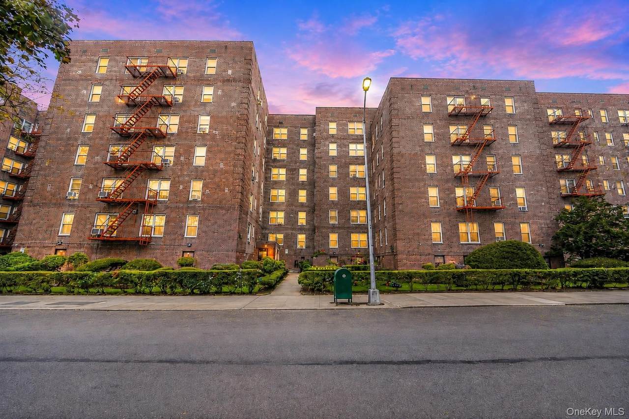 39-45 51St - Photo 1