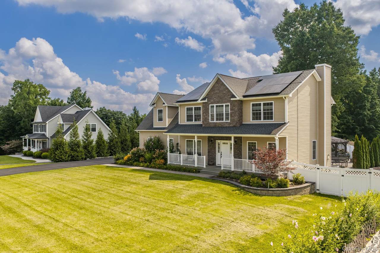 14 Robalene Drive - Photo 1