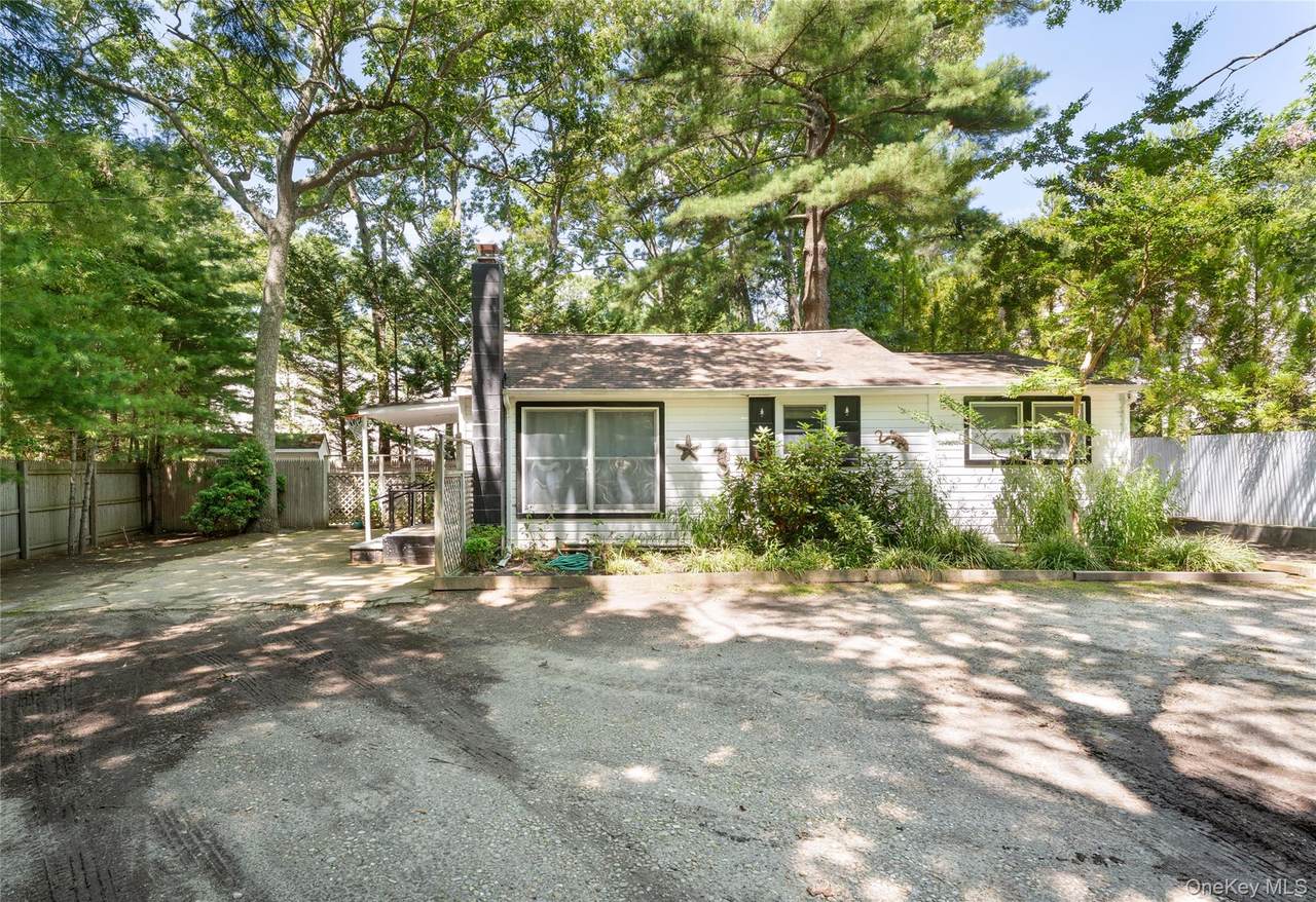 141 Neck Road - Photo 1